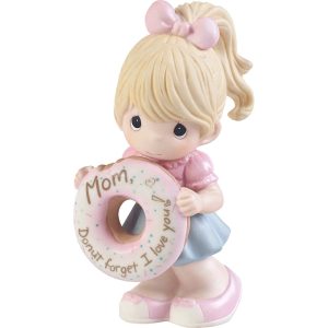 Mom. Donut Forget I Love You. Girl Figurine