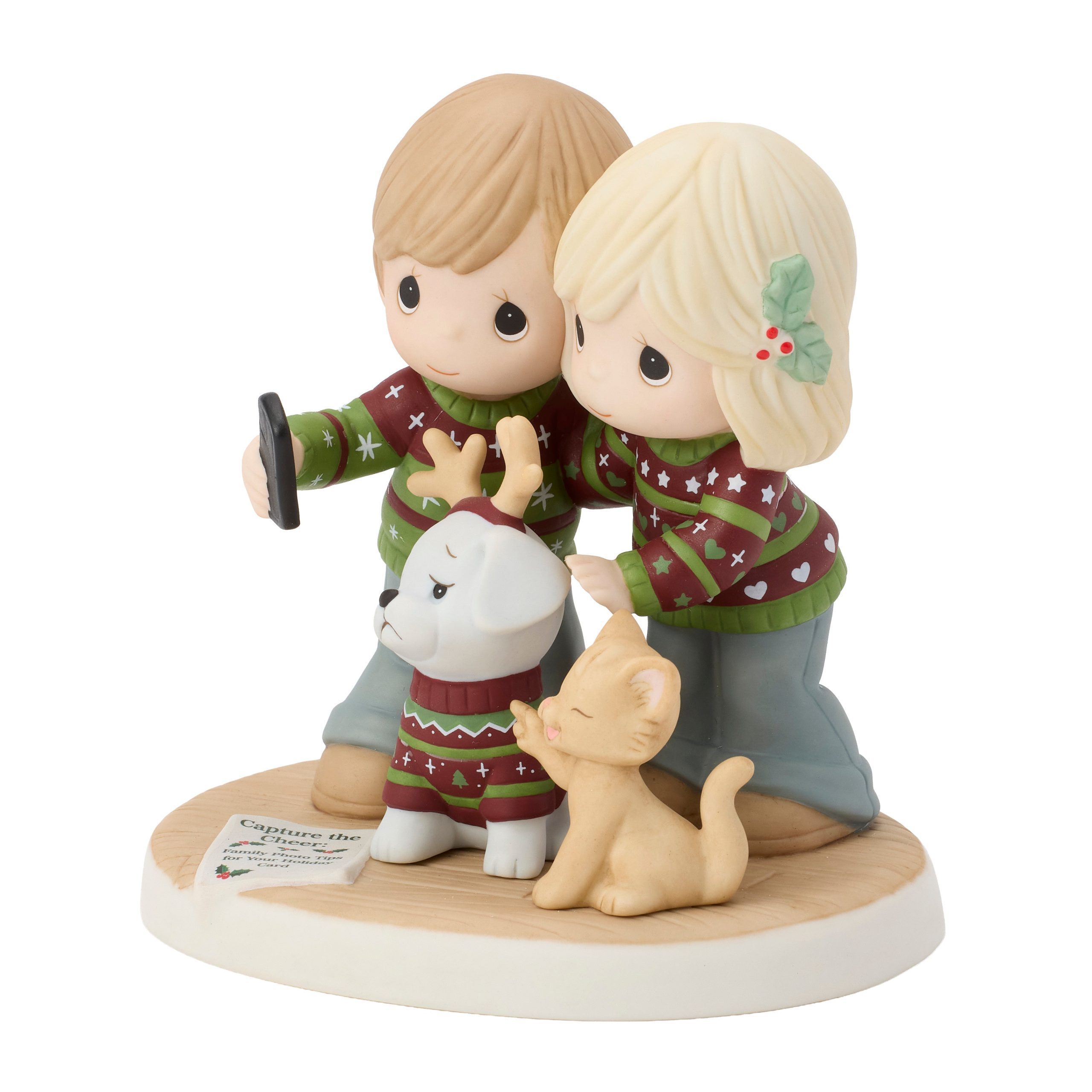 Capture The Love And Laughter This Season Figurine - Image 4