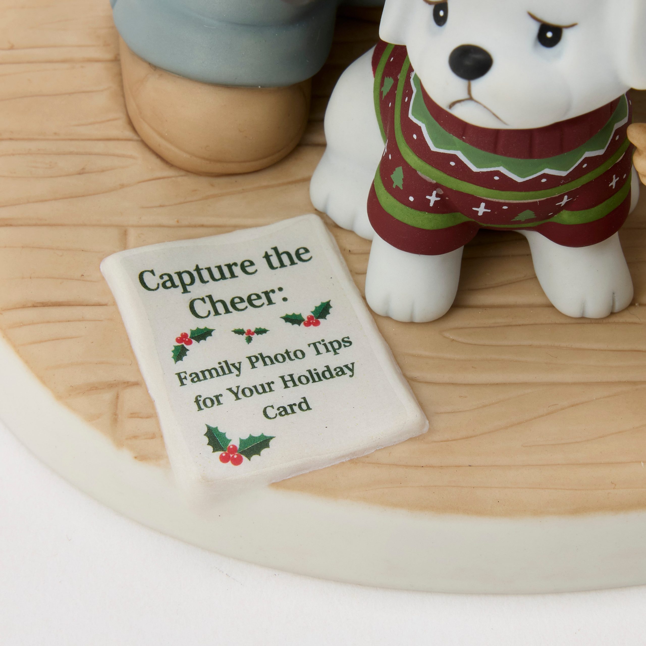 Capture The Love And Laughter This Season Figurine - Image 2
