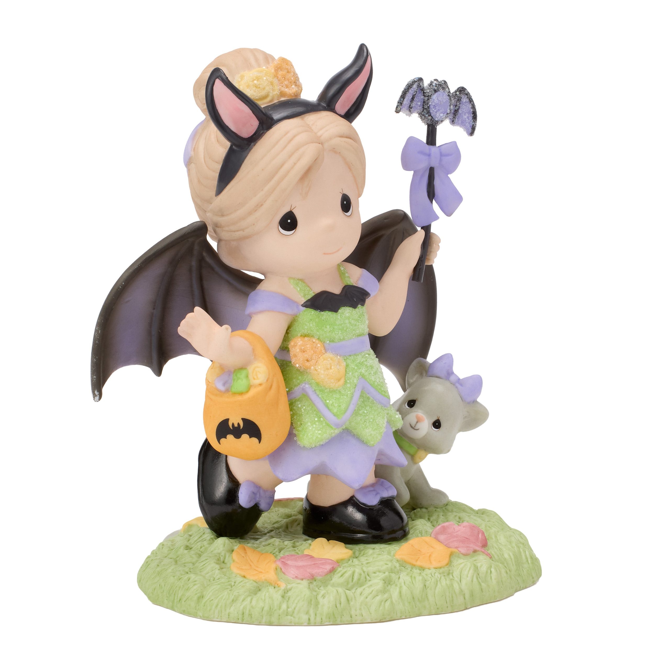 Batty About Candy Figurine - Image 3
